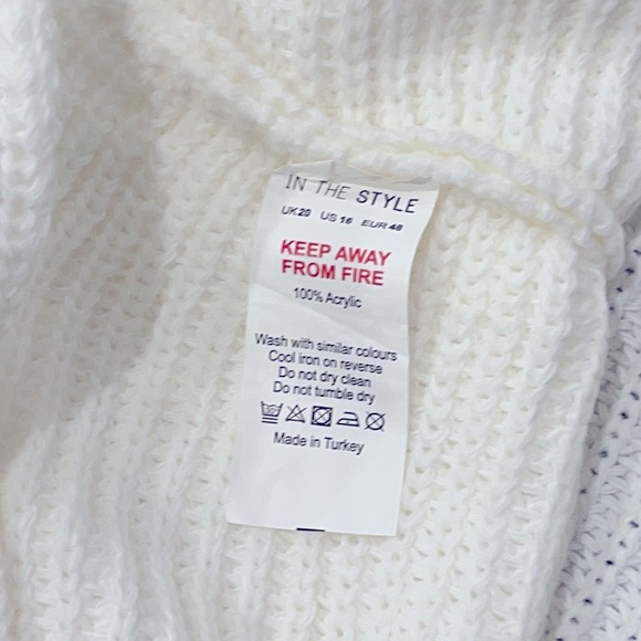 In The Style x Billie Faiers Roll Neck Cape Sweater for ASOS - Picture 8 of 9